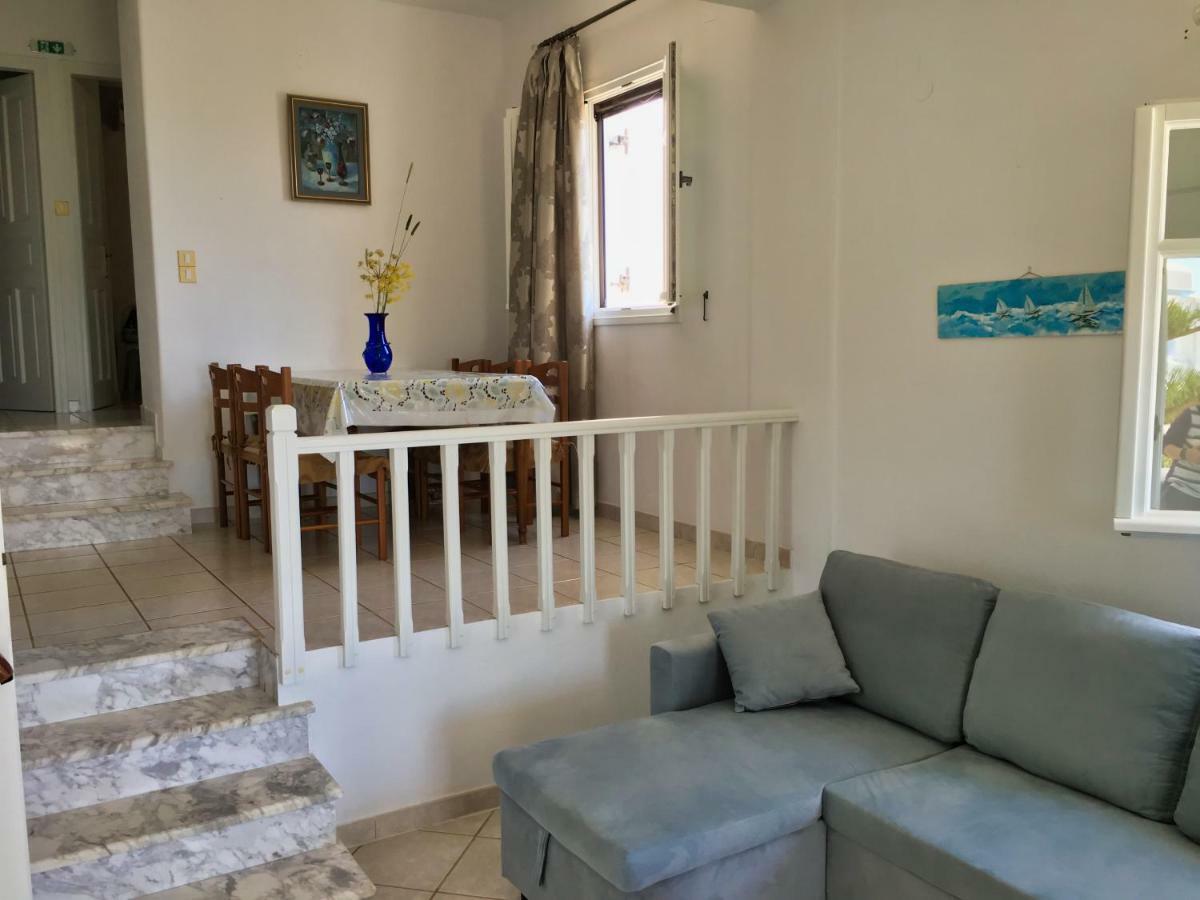 Anthoula'S Sea View Apartment Piso Livadi Exterior photo
