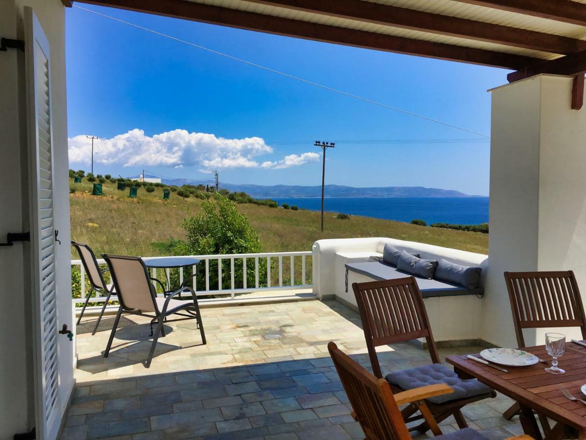 Anthoula'S Sea View Apartment Piso Livadi Exterior photo