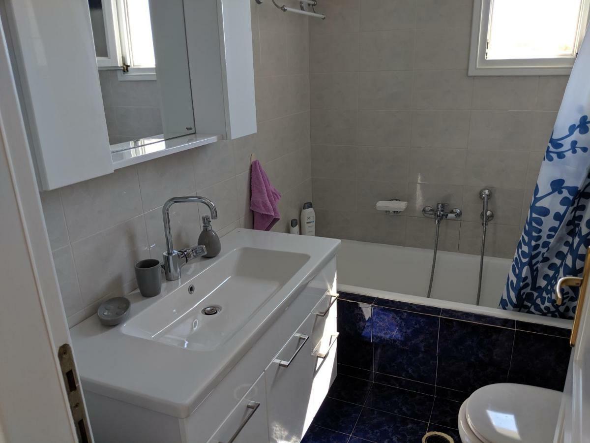 Anthoula'S Sea View Apartment Piso Livadi Exterior photo